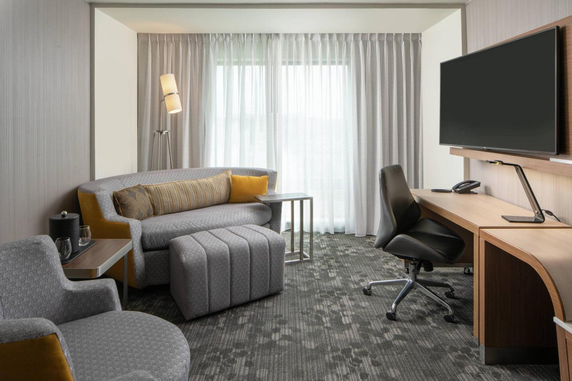 Courtyard By Marriott Lafayette South Hotel Ngoại thất bức ảnh